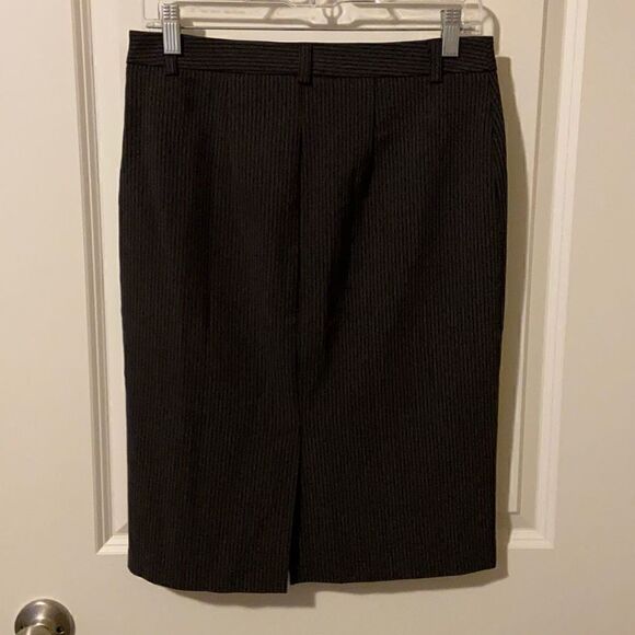 Gap Pencil Skirt    - Picture 5 of 7